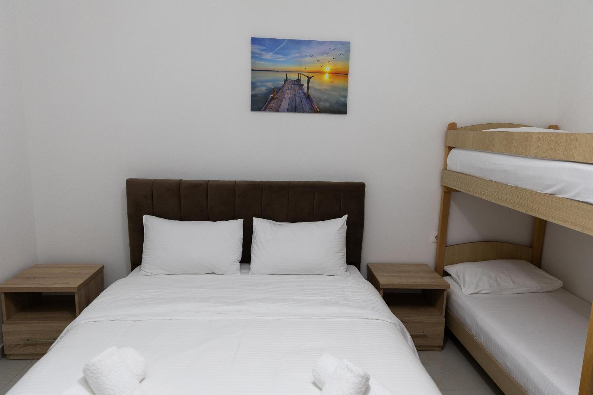 Hotel Paradise Shkoder Exterior photo